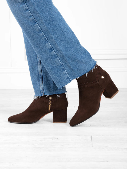 The Bakewell - Women's Ankle Boots - Chocolate Suede