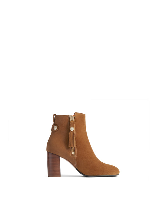 The Oakham - Women's Ankle Boots - Tan Suede